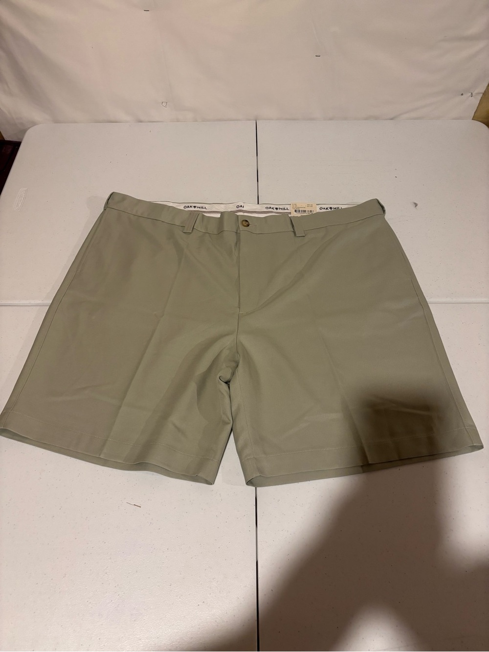 Oak Hill Men’s Size 50 Tan Moisture Wicking Flat Chino Golf Shorts 8” Inseam